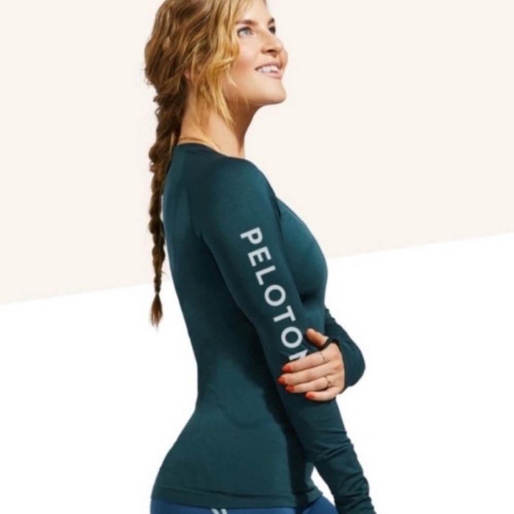 LULULEMON x PELOTON Swiftly Tech Longsleeve - Submarine